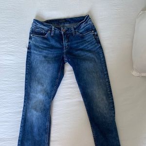 Silver jeans co Suki Capri Jeans 28” waist stretch